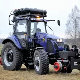 Ciągnik manewrowy szynowo drogowy