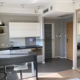 1pok, 30met, ok. Rynku BALKON/WINDA/2014 (Wrocław)