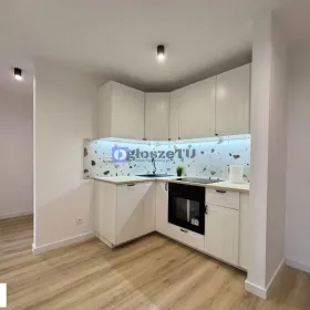 2pok 37m ok. Sienkiewicza BALKON/PIWNICA (Wrocław)