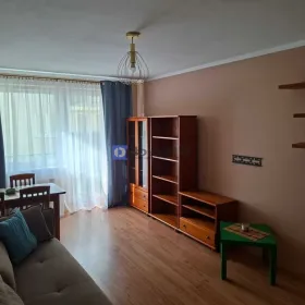 2pok 44m, ok. Oporowskiej BALKON/PIWNICA (Wrocław)