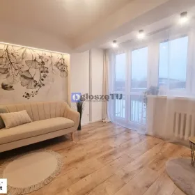 2pok 32m, okolice Placu Legionów BALKON (Wrocław)