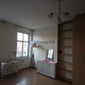 1pok, 30met, okolice Krakowskiej (Wrocław)